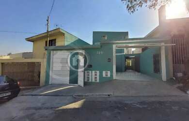 Imagem: A casa possui 2 Dormitórios, 2 Banheiros, 45m² de Área e