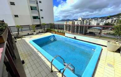 Imagem: O apartamento na cobertura possui 5 Dormitórios, 5 Banheiros