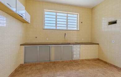 Imagem 15: Sobrado para venda em Chácara da Barra com 3 quartos, sendo 1 suíte , 329m²