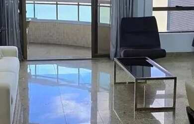Imagem 5: Edifício Varandas na Ponta Negra, Apartamento com 240m2, 4 suites, andar alto. Mobiliado