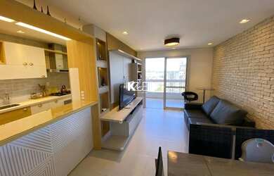 Imagem 3: Apartamento duplex com vista para o ma r