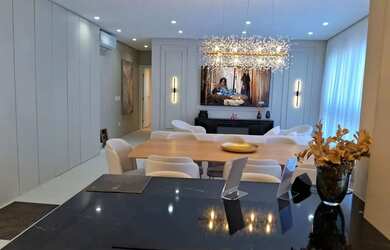 Imagem: O apartamento possui 2 Dormitórios, 3 Banheiros, 2 Vagas na