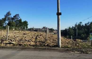 Imagem: O terreno possui 334m² de Área e está localizado em Diamantino