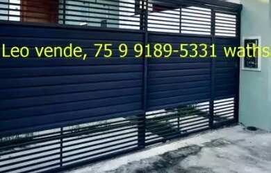 Imagem: A casa possui 3 Dormitórios, 2 Banheiros e 2 Vagas na garagem