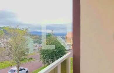 Imagem: A casa possui 3 Dormitórios, 3 Banheiros, 2 Vagas na garagem