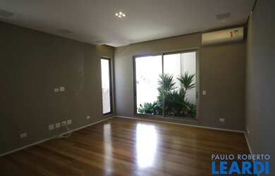 Imagem 8: CASA EM CONDOMÍNIO - TAMBORÉ - SP