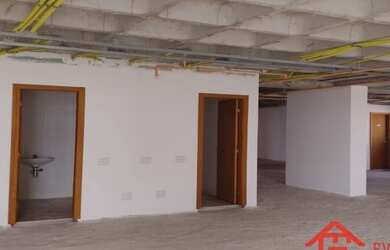 Imagem 9: Sala comercial 232,66m² para aluguel em Salvador, Caminho das Árvores, 07 vagas na garagem