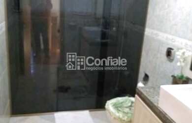 Imagem 6: Casa Padrão. Churrasqueira, Área de serviço, 200m² de Áreae3 Vagas...