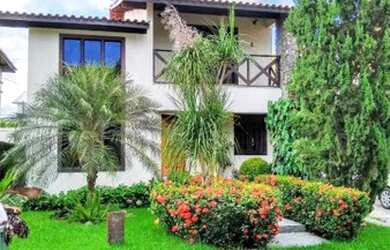 Imagem: A casa em condomínio possui 4 Dormitórios, 4 Banheiros, 4