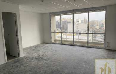 Imagem: O depósito possui 42m² de Área e está localizado em Vila