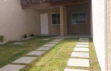 Imagem: A casa possui 4 Dormitórios, 3 Banheiros, 2 Vagas na garagem