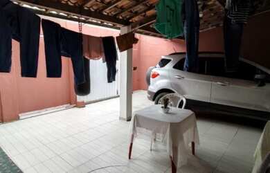 Imagem: O apartamento possui 2 Dormitórios, 2 Banheiros, 2 Vagas na