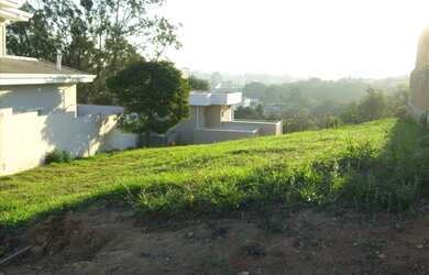 Imagem: O terreno possui 483m² de Área e está localizado em Jardim