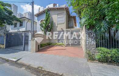 Imagem 1: Ótima Casa à venda na Av. Portugal, Brooklin, com 3 dormitórios e 2 vagas, por R$ 800.000