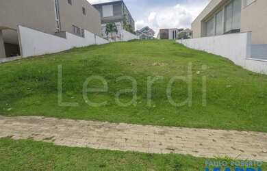 Imagem: O terreno possui 585m² de Área e está localizado em Tamboré