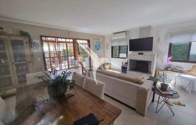 Imagem 7: SANTANA DE PARNAIBA - Casa Padrão - Alphaville