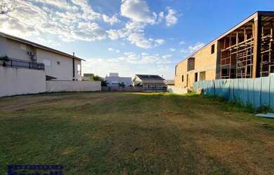 Imagem: O terreno possui 472m² de Área e está localizado em Bragança