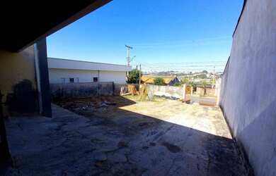 Imagem 2: Casa com 1 dormitório - venda por R$ 280.000 ou aluguel por R$ 1.100/mês...