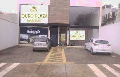 Imagem: O depósito possui 2 Vagas na garagem, 160m² de Área e está