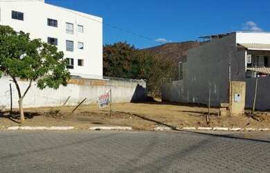 Imagem: O terreno possui 366m² de Área e está localizado em Centro