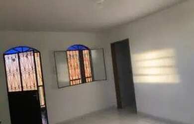 Imagem: A casa possui 1 Dormitório, 1 Banheiro e está localizado