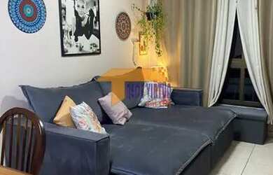 Imagem: O apartamento possui 2 Dormitórios, 1 Banheiro, 2 Vagas na