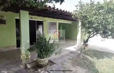 Imagem: A casa possui 2 Dormitórios, 1 Banheiro, 4 Vagas na garagem