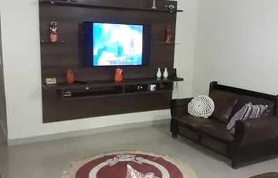 Imagem: A casa em condomínio possui 4 Dormitórios, 3 Banheiros, 5