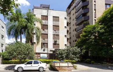 Imagem: O apartamento possui 2 Dormitórios, 3 Banheiros, 1 Vaga na