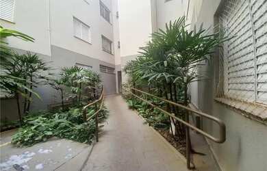 Imagem: O apartamento possui 2 Dormitórios, 1 Banheiro e 43m² de Área