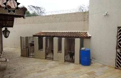 Imagem 16: CASA CARAPICUIBA. Piscina, Churrasqueira, VarandaeÁrea de serviço