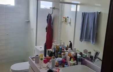 Imagem: A casa em condomínio possui 3 Dormitórios, 4 Banheiros, 2