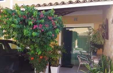 Imagem: A casa em condomínio possui 4 Dormitórios, 3 Banheiros, 2