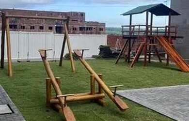 Imagem: O apartamento possui 2 Dormitórios, 1 Banheiro, 1 Vaga na garagem