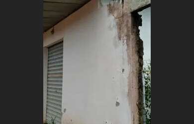 Imagem 5: Alugo por 350 ou repasso por 25.000 casa no loteamento moinho em Etremoz