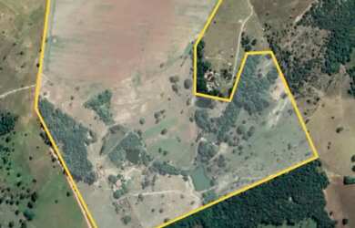 Imagem 1: FAZENDA A VENDA À APENAS 5 KM DO EMPÓRIO CASARÃO BR 060 Fazenda à...