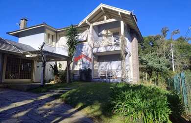 Imagem: A casa em condomínio possui 3 Dormitórios, 5 Banheiros, 4