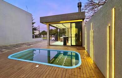 Imagem 2: Casa frente mar decorada Avenida Parque III Capão da Canoa