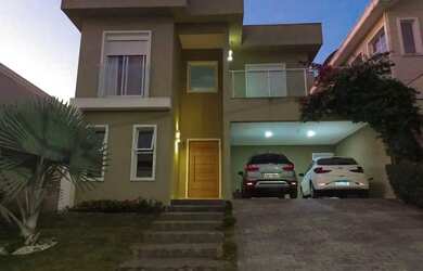 Imagem: A casa em condomínio possui 3 Dormitórios, 4 Banheiros, 2