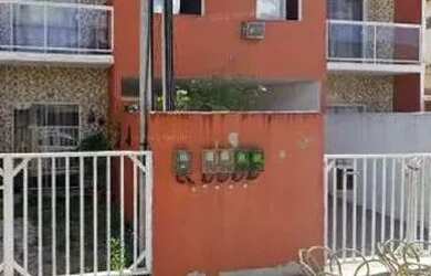 Imagem: A casa possui 2 Dormitórios, 2 Banheiros, 1 Vaga na garagem