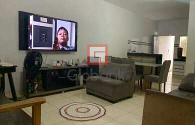 Imagem 6: Casa em Montes Claros, no bairro Carmelo, à venda