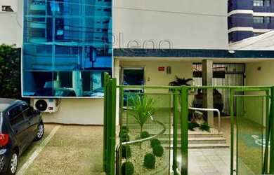 Imagem: A casa possui 1 Dormitório, 5 Banheiros, 5 Vagas na garagem