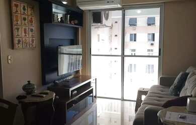 Imagem: O apartamento possui 4 Dormitórios, 2 Banheiros, 1 Vaga na