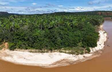Imagem: A fazenda possui 2.600.000m² de Área e está localizado em
