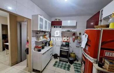 Imagem: A casa possui 2 Dormitórios, 2 Banheiros, 1 Vaga na garagem