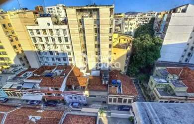 Imagem: O apartamento possui 1 Dormitório, 1 Banheiro, 33m² de Área