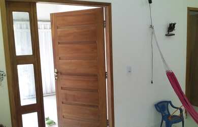 Imagem 4: Uma casa 8x20 na rua saquarema n.820 conjunto palmeiras. Só venda $90 mil