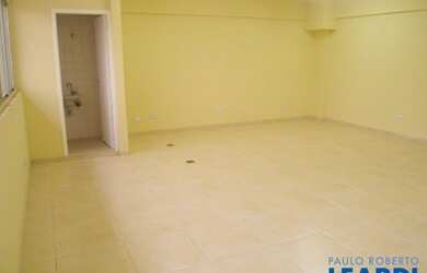 Imagem: O depósito possui 1 Vaga na garagem e 40m² de Área e está