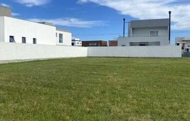 Imagem: O terreno possui 399m² de Área e está localizado em Laranjal