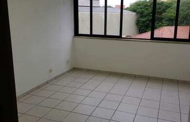 Imagem: O depósito possui 1 Vaga na garagem, 38m² de Área e está